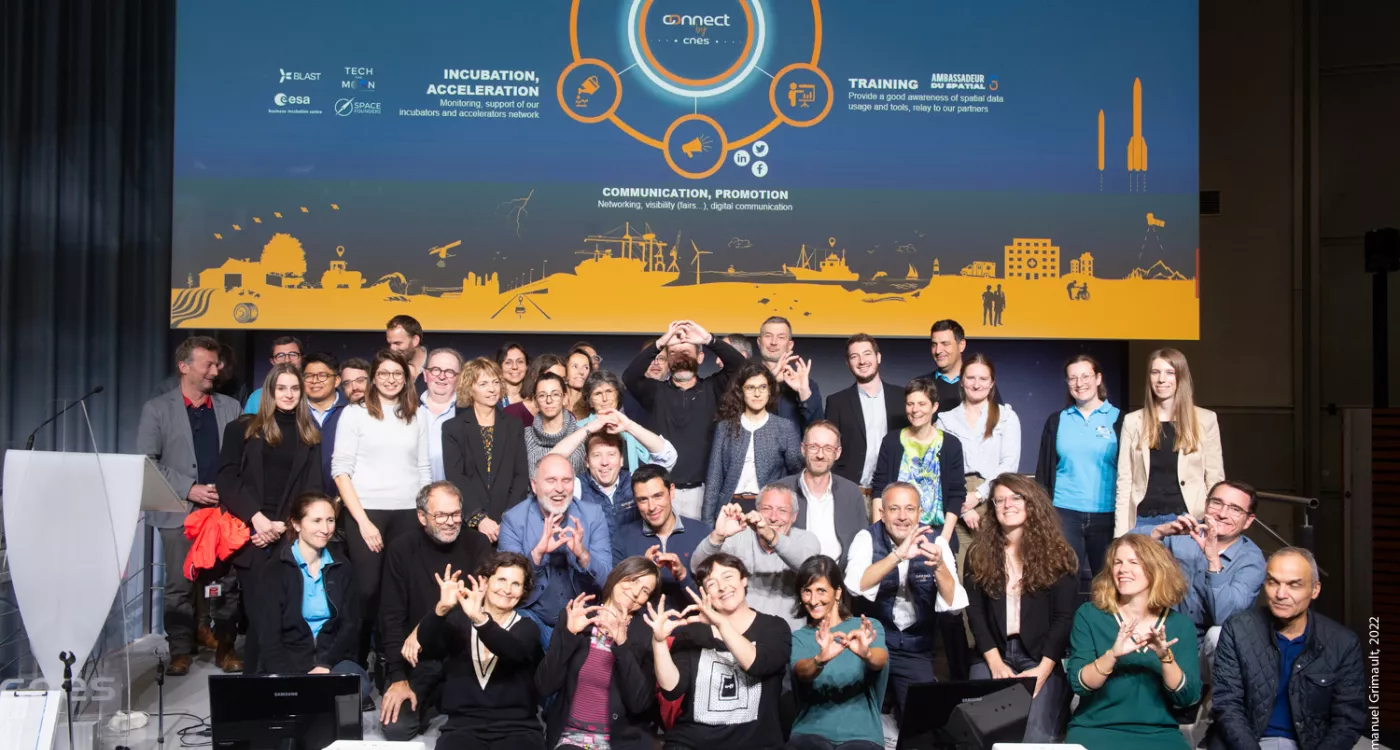 Equipe Connect by CNES